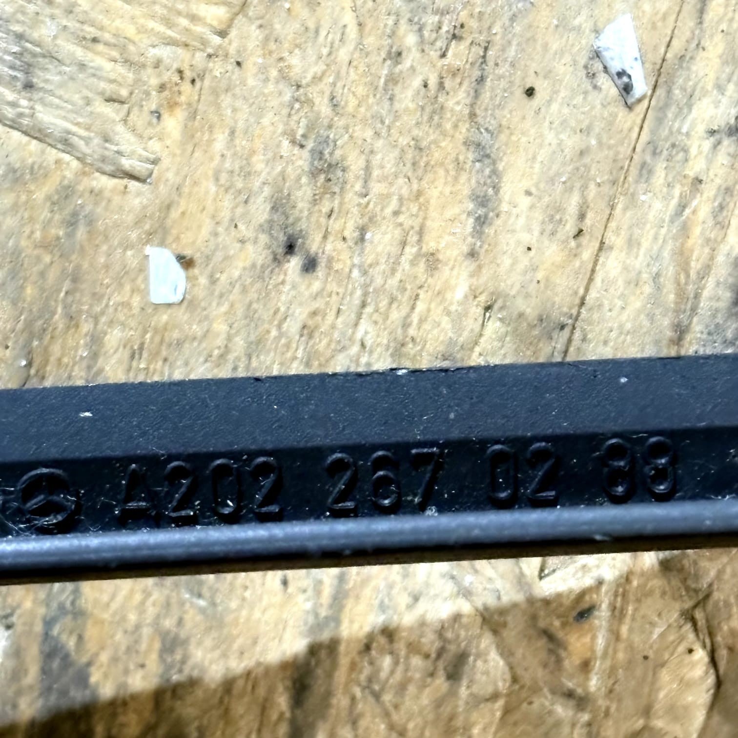 Mercedes-Benz SL R129 Gear Lever Plastic Cover A2022670288 5.0 28102396