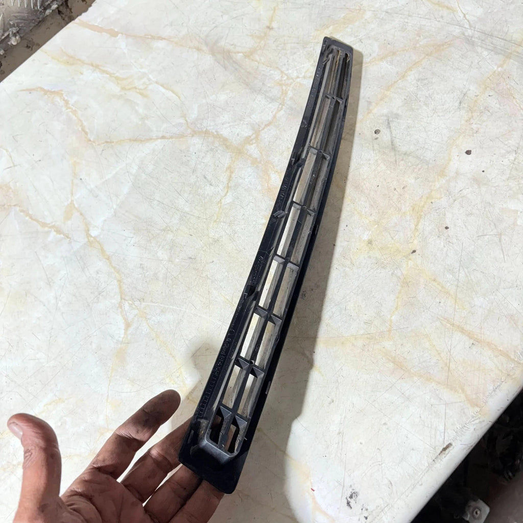 Mercedes Sprinter W906 Grille A9068310160 2006-2010
