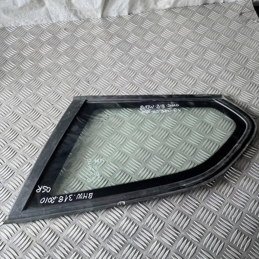 BMW 3 Series E90 318 Rear Left NSR Quarter Window Glass Fixed Door Saloon 04-11