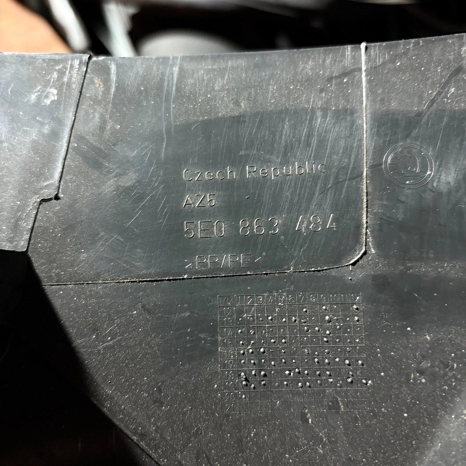 Skoda Octavia MK3 Estate 2013-2020 Front Right Driver Kick Panel Trim 5E0863484