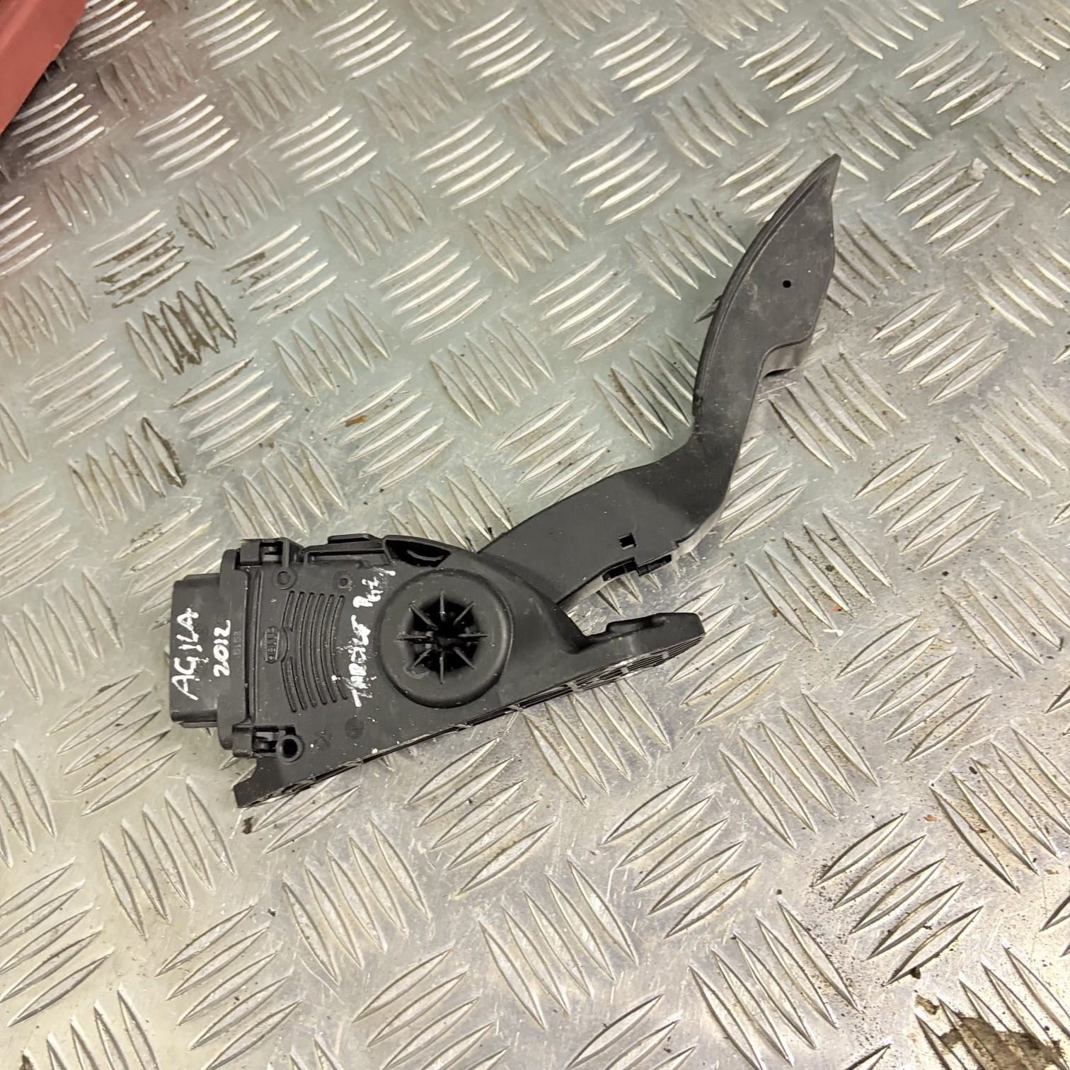 Vauxhall Agila B Accelerator Throttle Pedal 49400-51K01 1.2 Petrol 2012