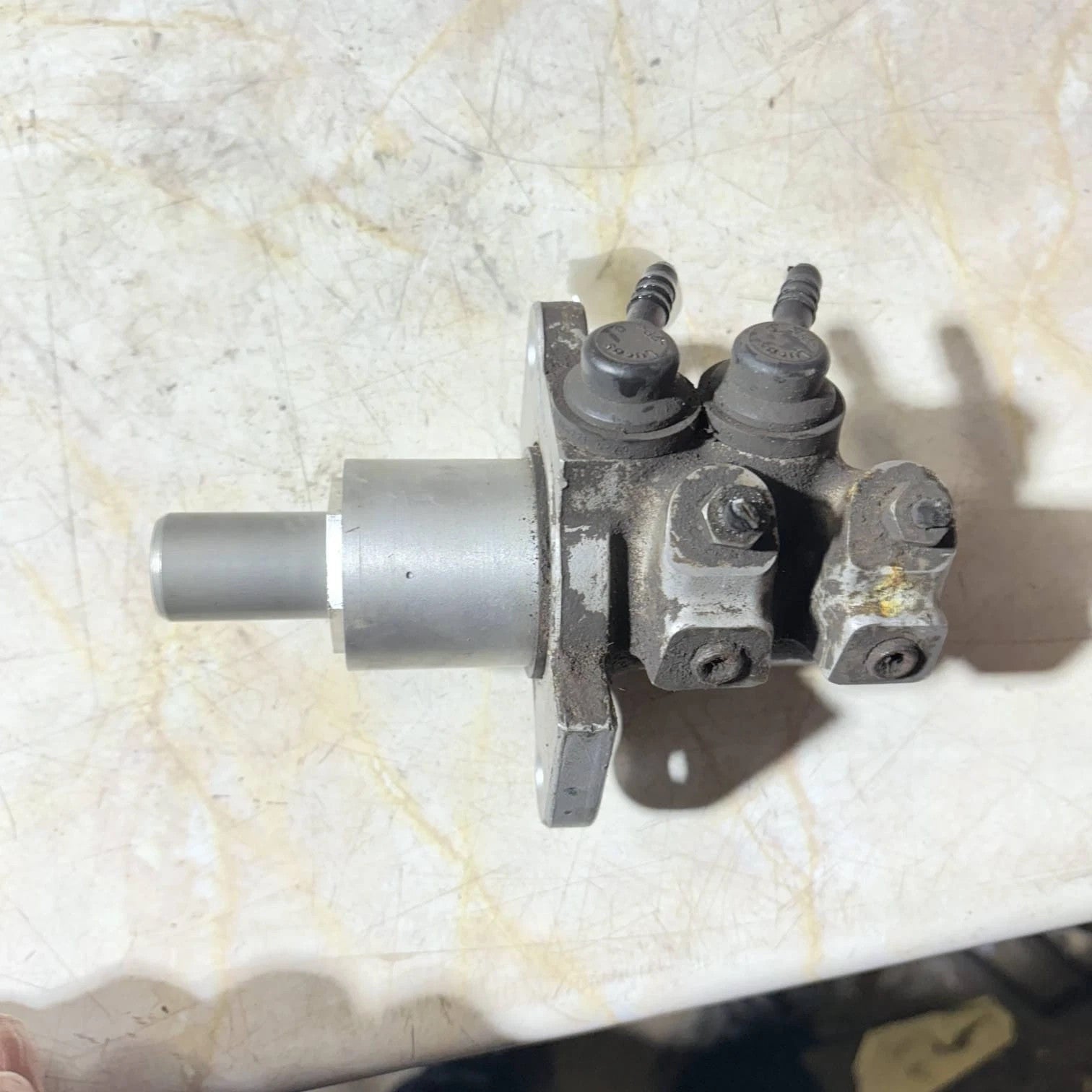 Alfa Romeo 147 Brake Master Cylinder Lucas 2 Pipe F48R3 2530 2000-2010