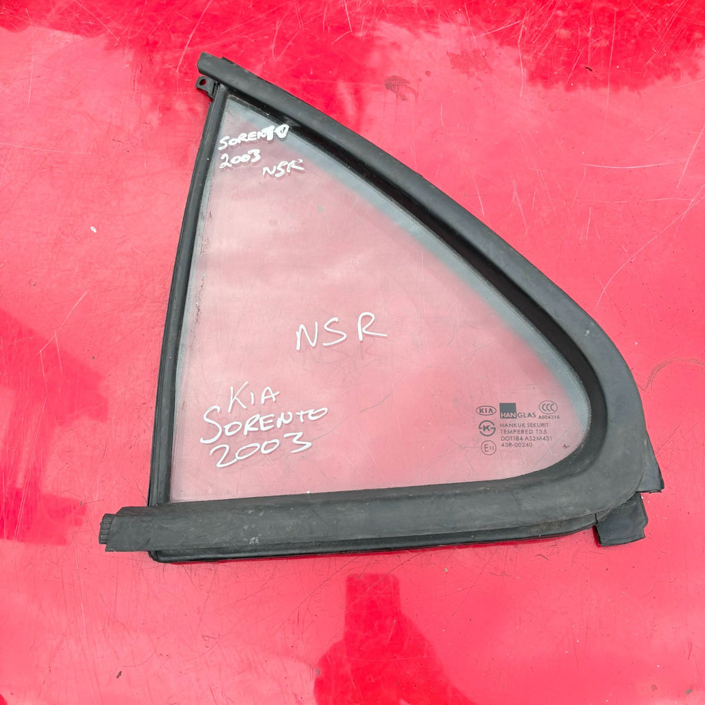 Kia Sorento 2003-2008 Left Rear Quarter Glass Window N/S Quarterlight 87810-3E03