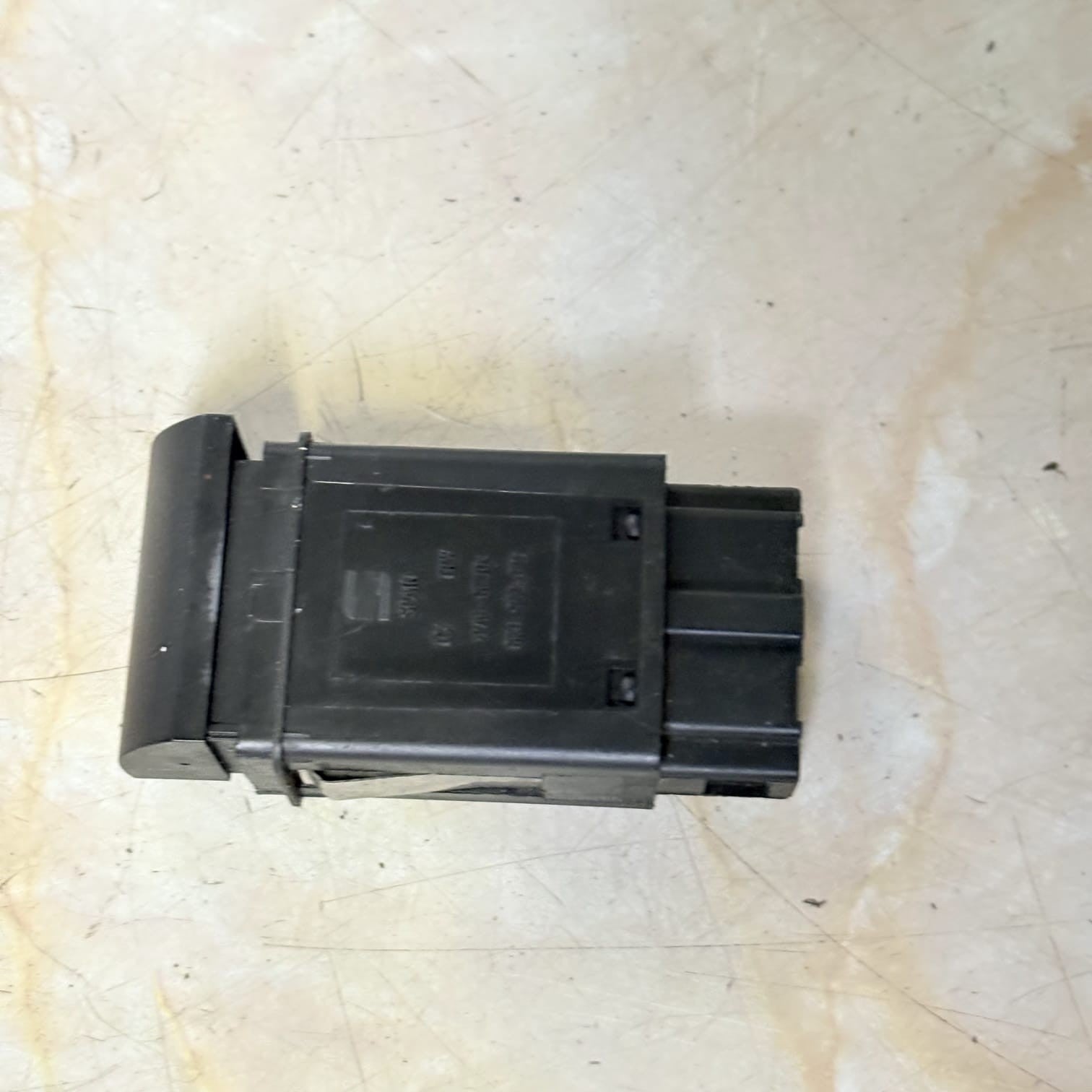 Seat Ibiza Mk3 1999-2002 Rear Window Demister Switch 6K0959621