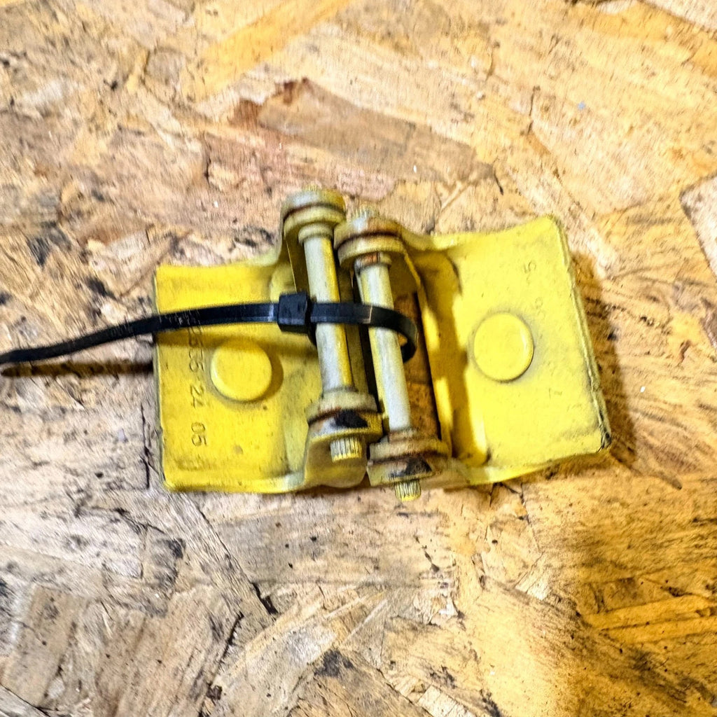 Peugeot 1007 2005 Left/Right Door Hinge