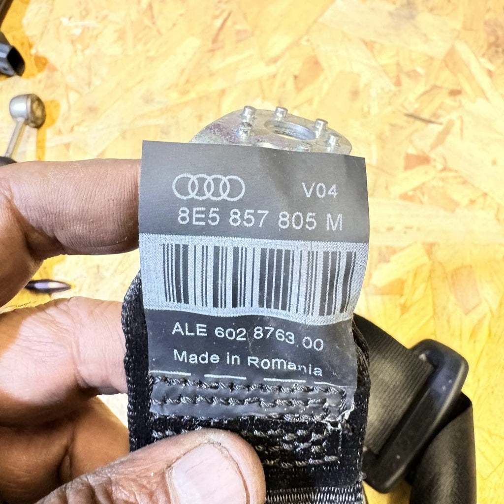 Audi A4 B8 Saloon 2008-2012 Rear Left Seat Belt 8E5857805M