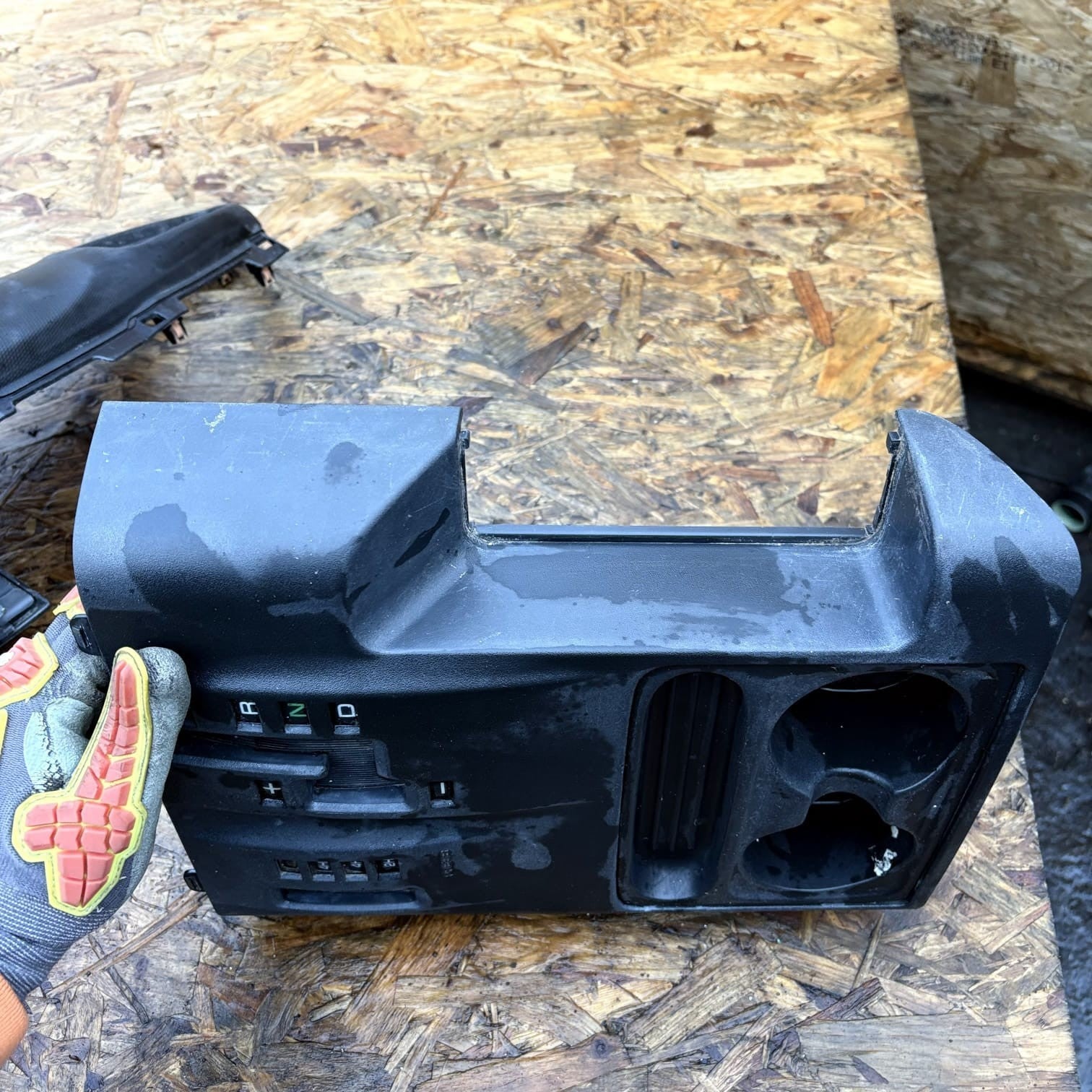 2001MITSUBISHI PAJERO III V7W V6W Cup Holder MR444930 3.20 Diesel 118kw 25503252