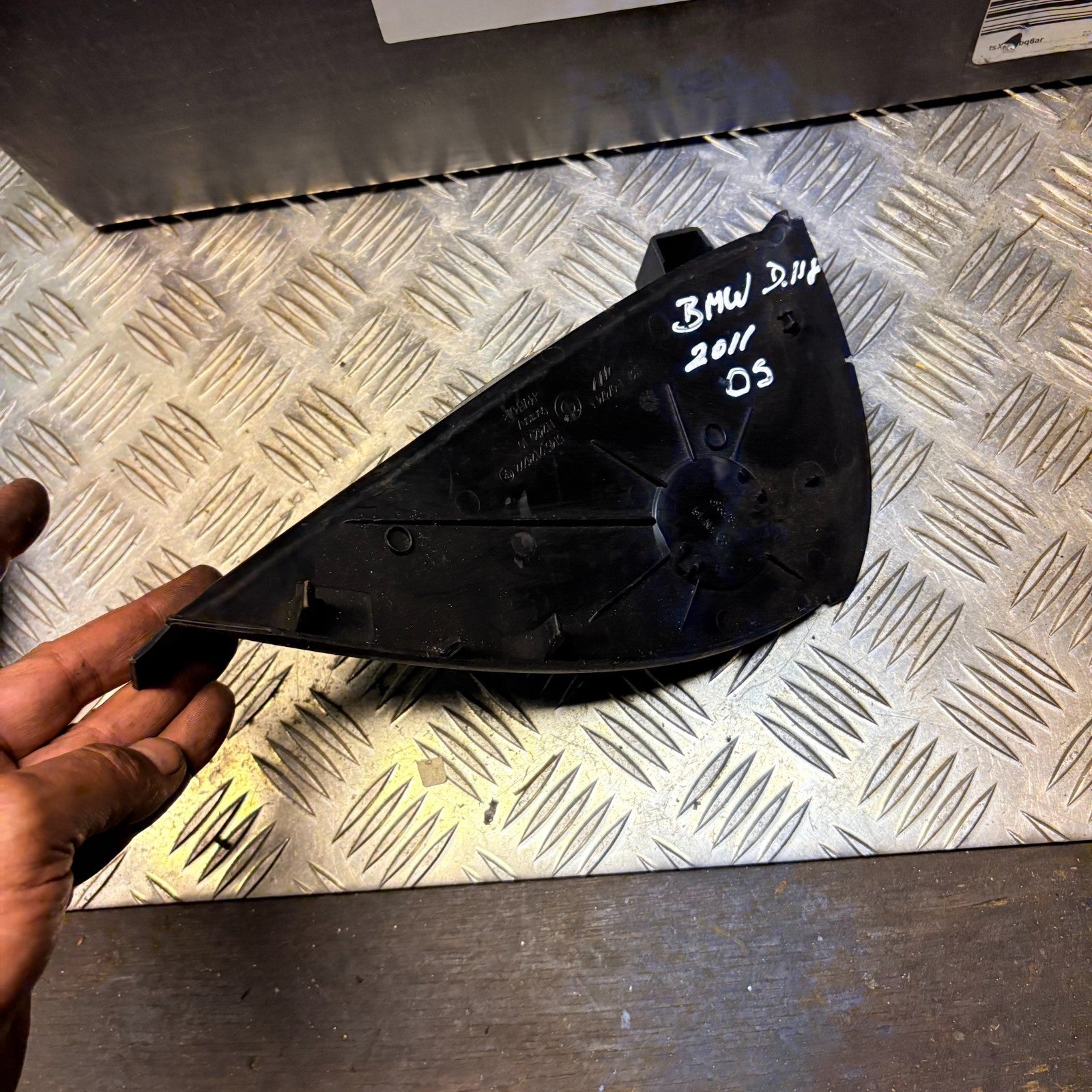 BMW 1 SERIES E87 E81 E88 04-13 RIGHT DASHBOARD END PANEL TRIM COVER 51459124922