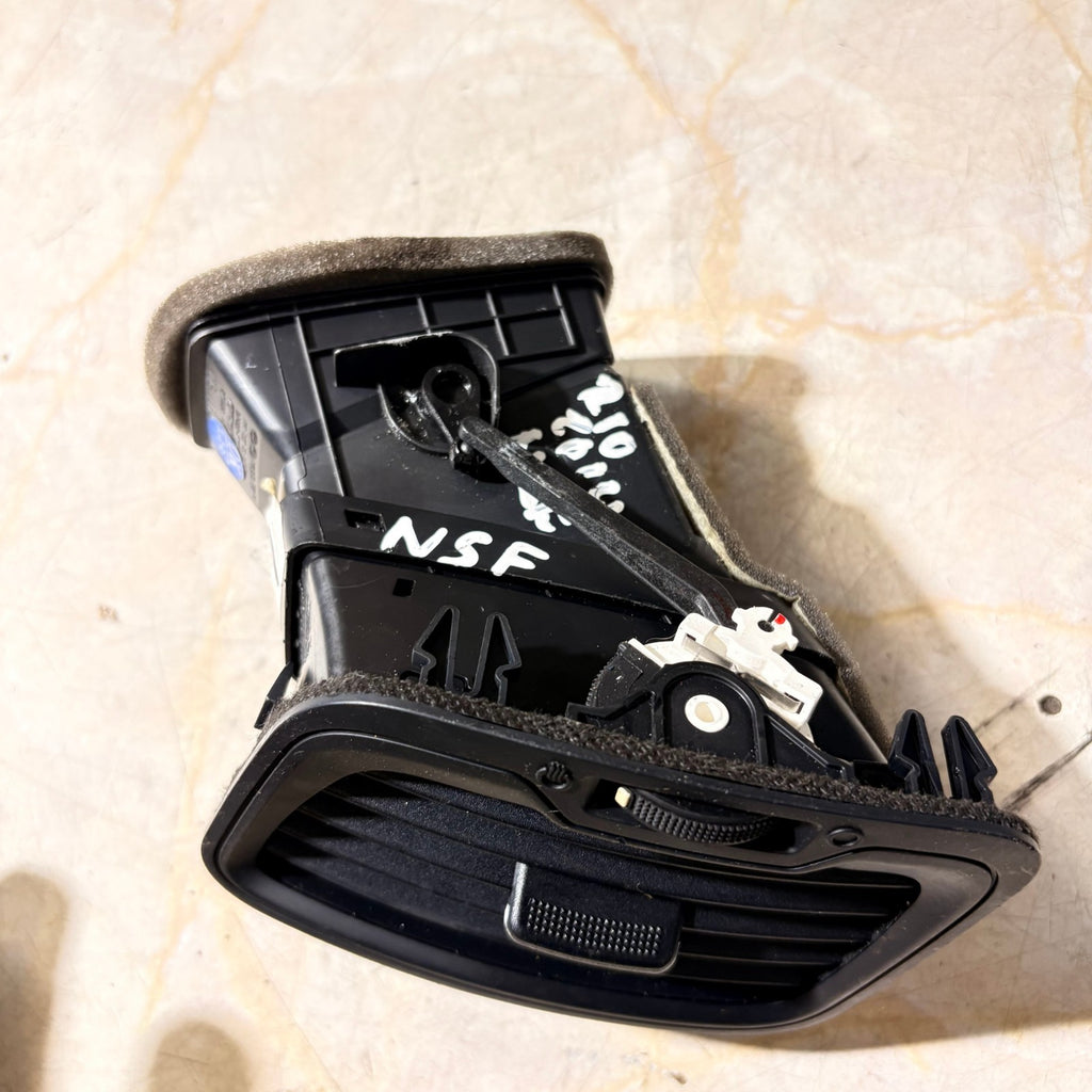 KIA RIO MK3 DASHBOARD AIR VENT LEFT PASSENGER SIDE 2011-2016 97480-1W000