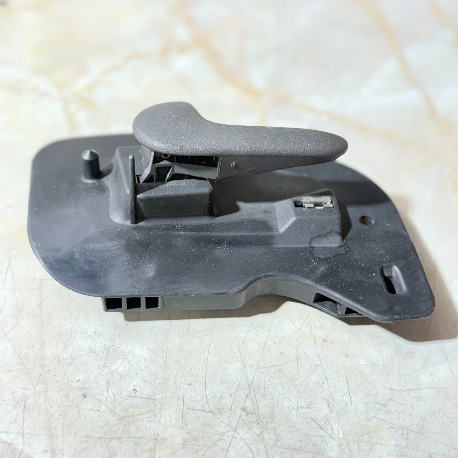 VAUXHALL CORSA 2007-2014 INTERIOR DOOR HANDLE FRONT LEFT PASSENGER SIDE 13110956