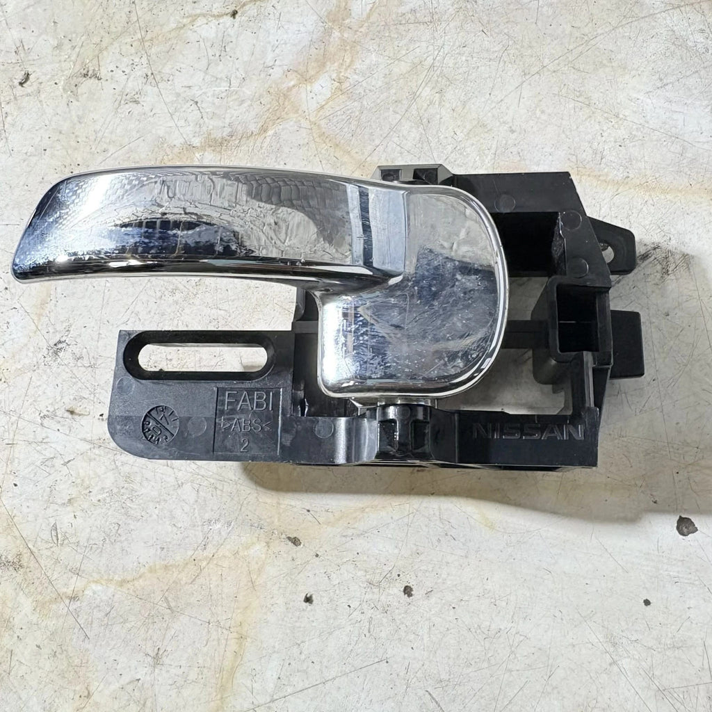 Nissan Qashqai J10 Rear Left Interior Door Handle Chrome 2010-2013 80671JD00E