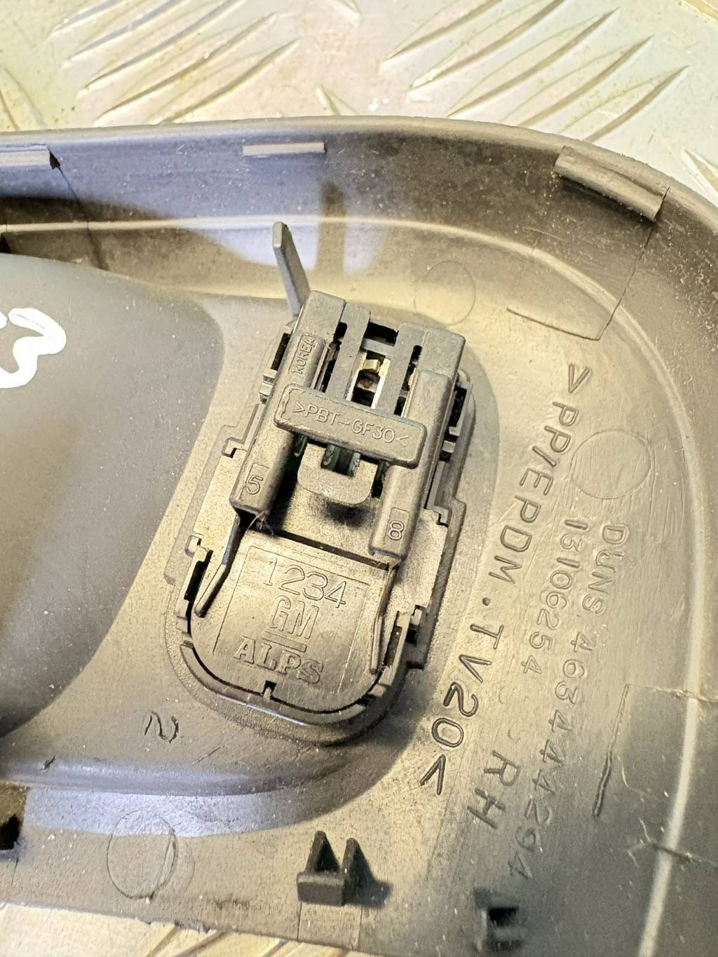 Vauxhall Corsa C Mk2 Interior Driver Door Switch & Trim