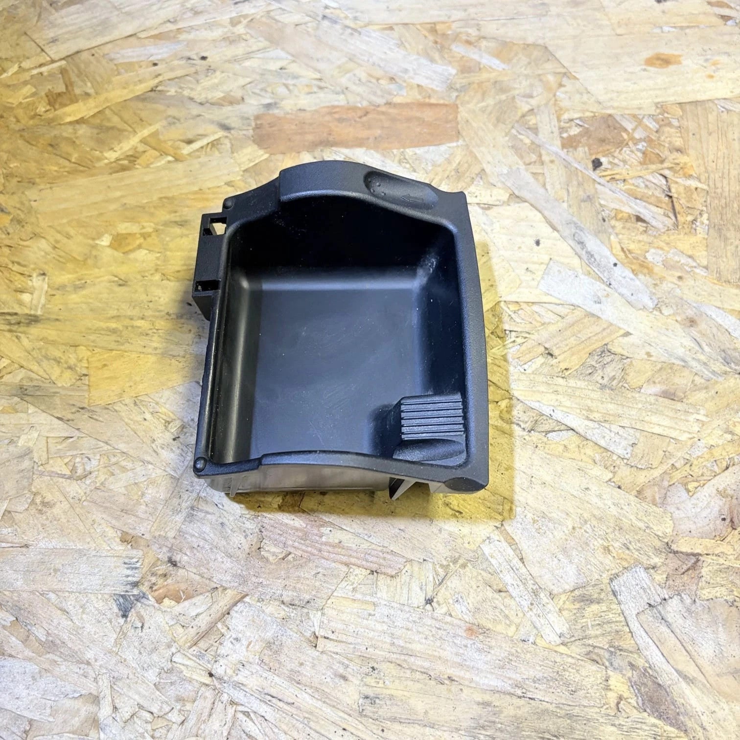 Mercedes C-Class W203 Ashtray Insert Centre Console Tray A2036800130 1999-2007
