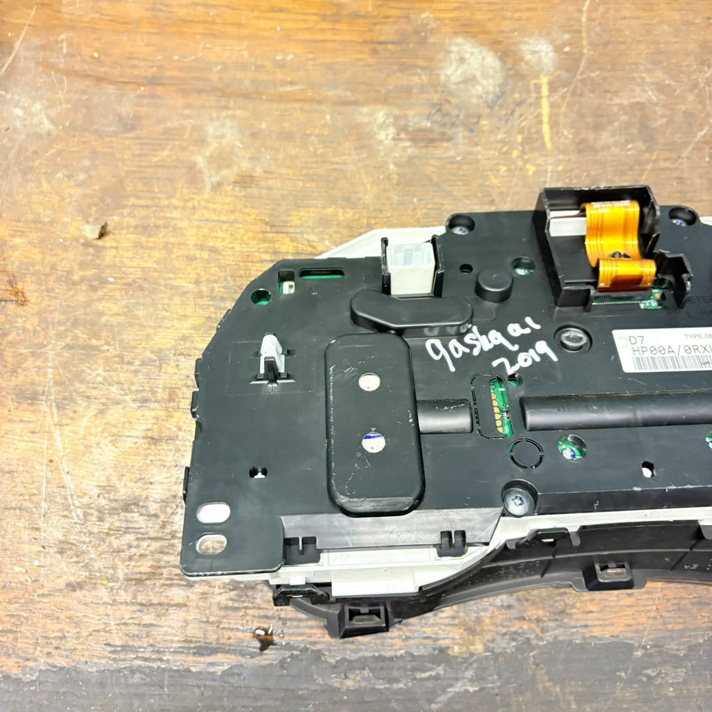 Nissan Qashqai J11 Diesel Speedometer Instrument Cluster MPH HP00A/0RXU Type083A
