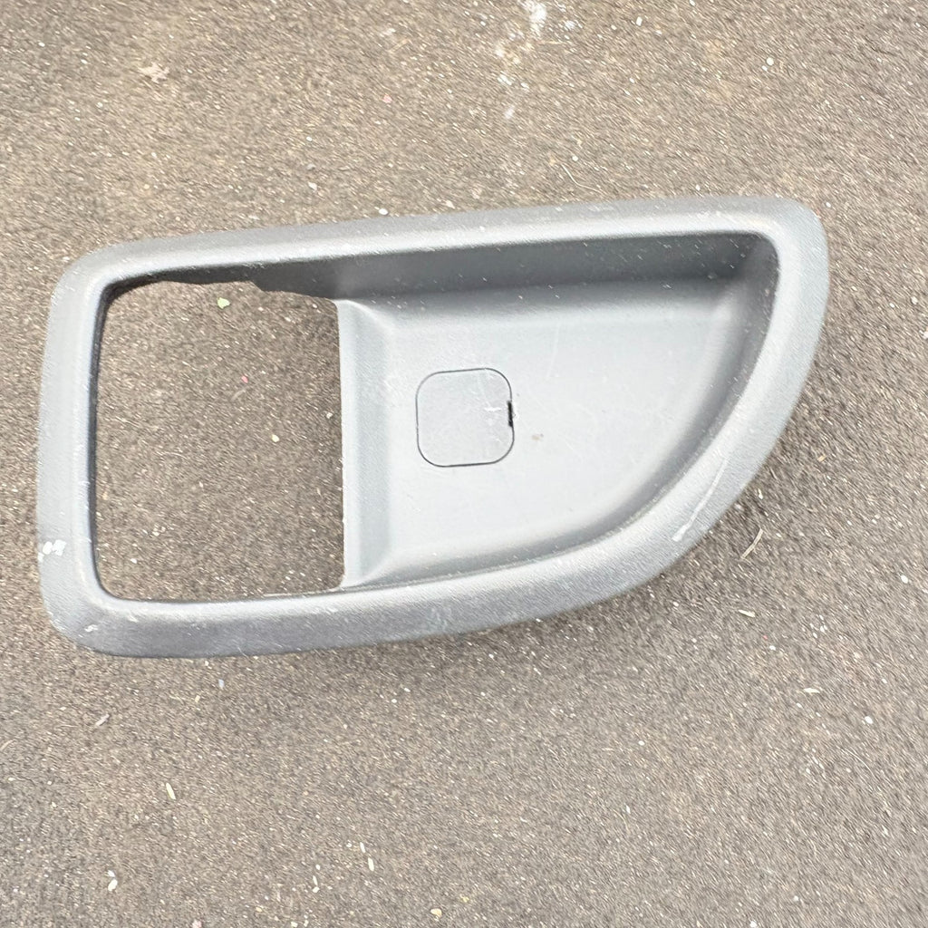 KIA SOUL 2010 MOULDING FRAME LEFT FRONT SURROUND