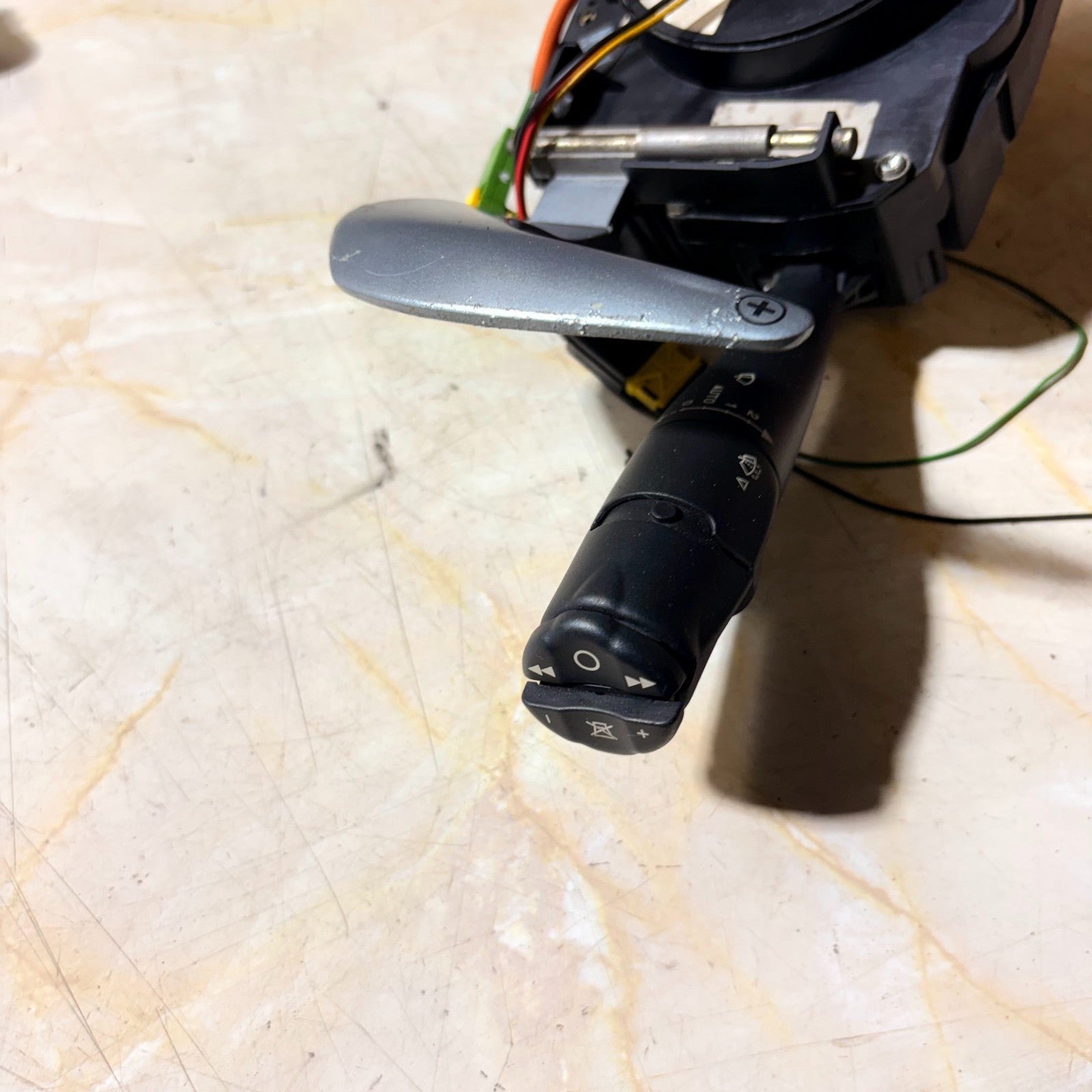 2004 CITROEN C3 Comms Unit and Stalks