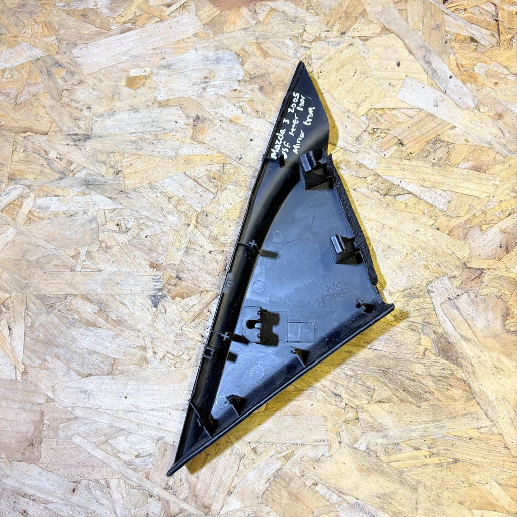 Mazda 3 BK 2004-2009 RH Front Interior Door Mirror Triangle Trim BP4K-68-51XB
