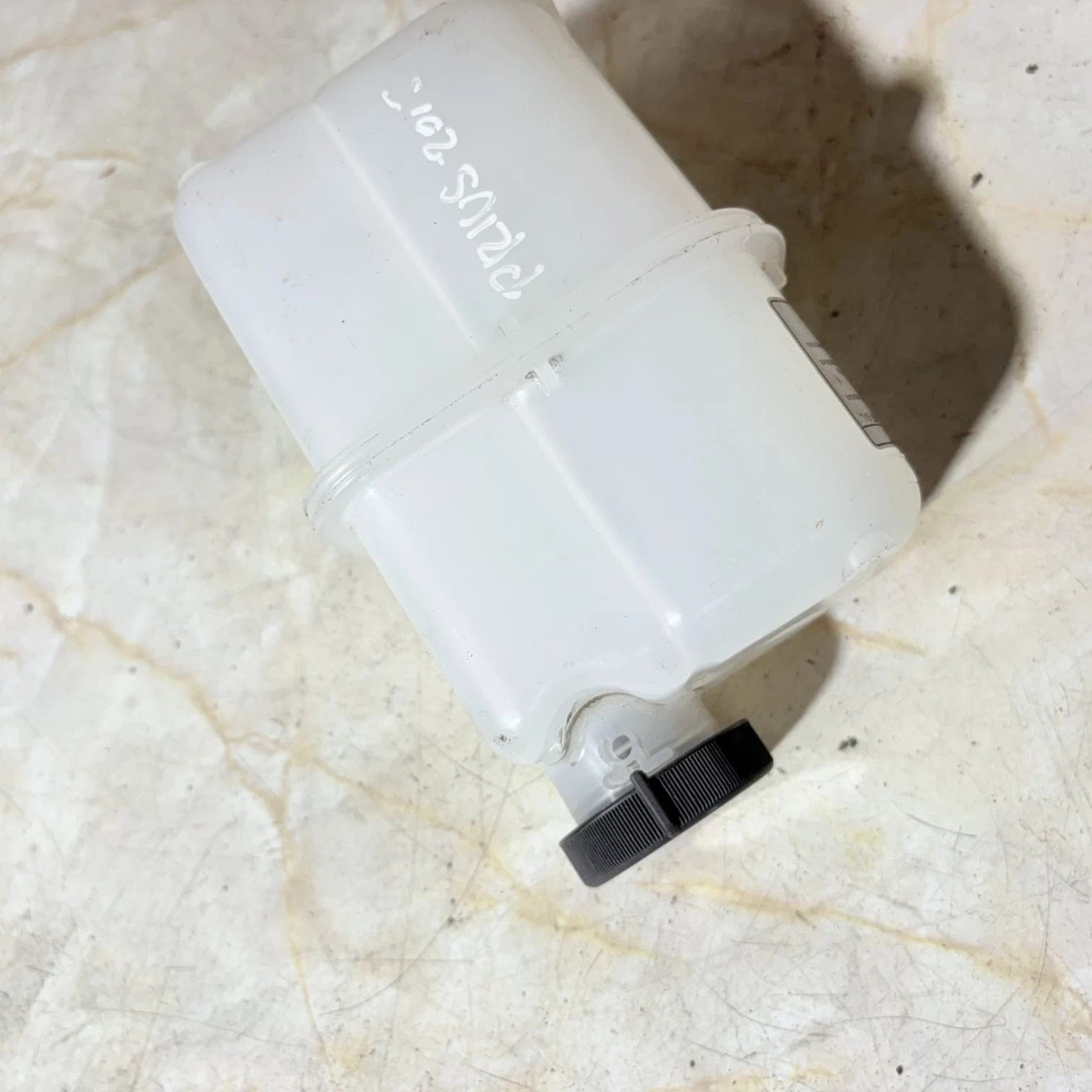 TOYOTA PRIUS 2013 1.8 HYBRID HEADER WATER COOLANT EXPANSION BOTTLE TANK & PIPE