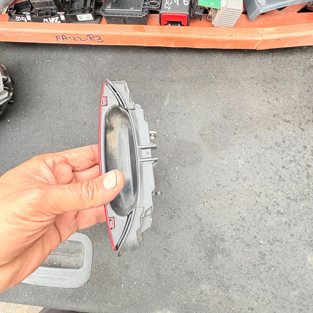 AUDI A3 MK2 EXTERIOR DOOR HANDLE REAR PASSENGER LEFT SIDE 2003