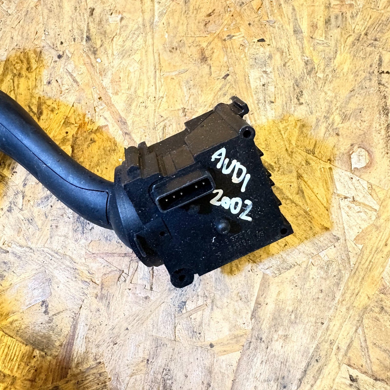 Audi A4/S4 B6 2001-2005 Cabrio 2003-2006 Wiper Stalk 8E0953503 8E0 953 503