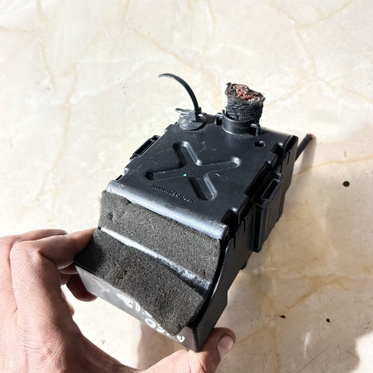 Chevrolet Aveo 2011-2015 T300 1.3D Hatch Interior Fuse/Relay Box 2B0Z4010F