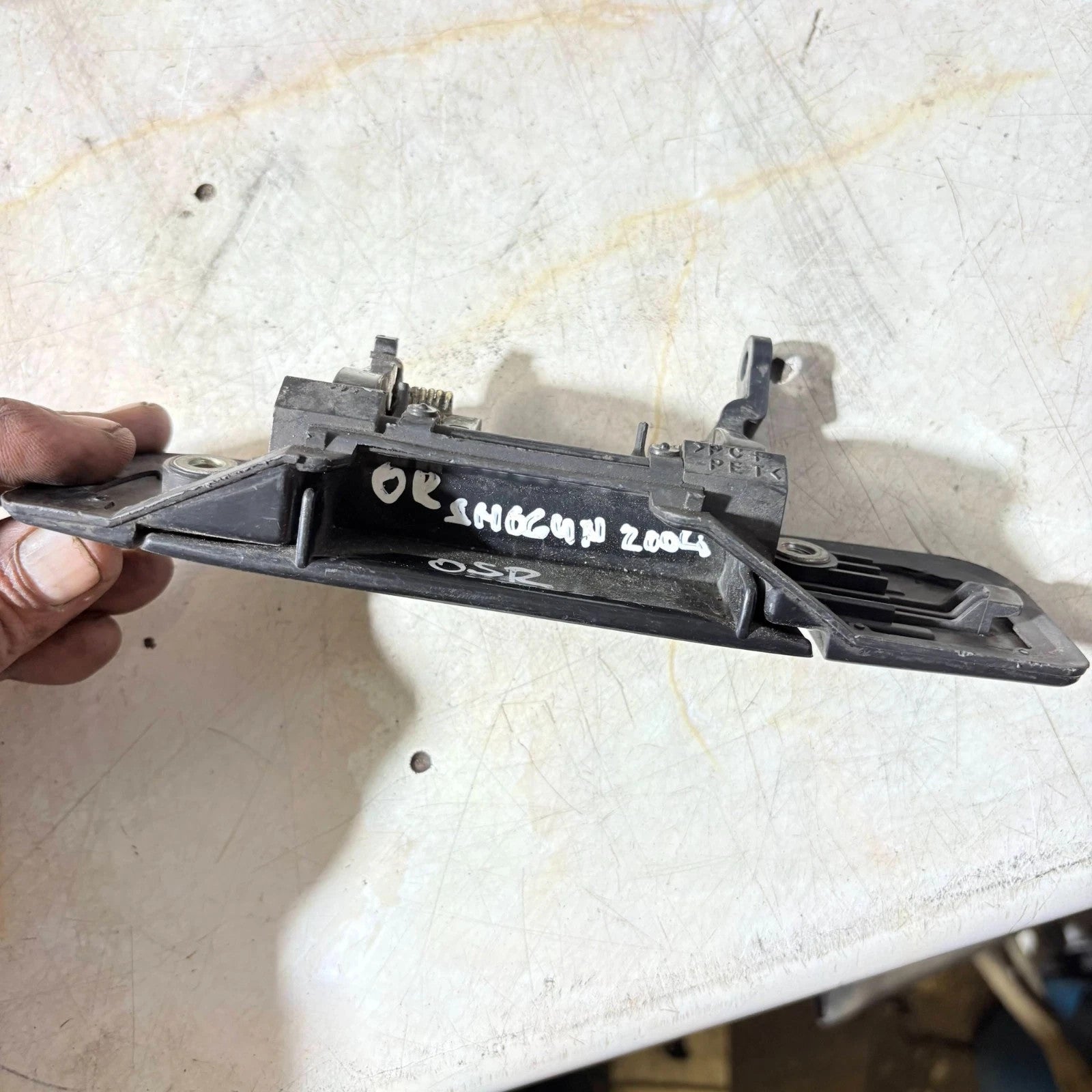 Mitsubishi Shogun Pajero 2000-2004 OSR Rear Right Outside Door Handle 5 Door