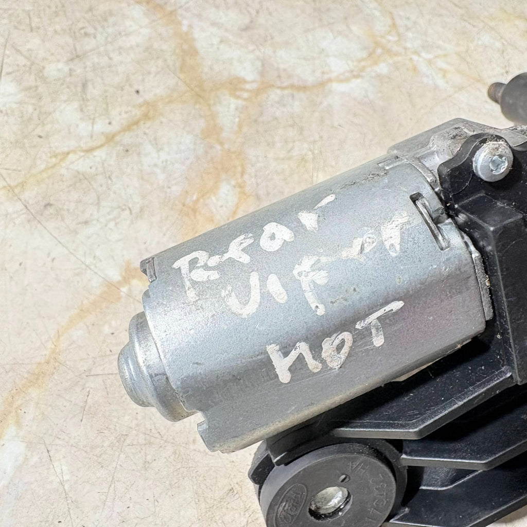 VOLVO V50 2004-2012 REAR TAILGATE BOOT WINDOW WIPER MOTOR 31218473