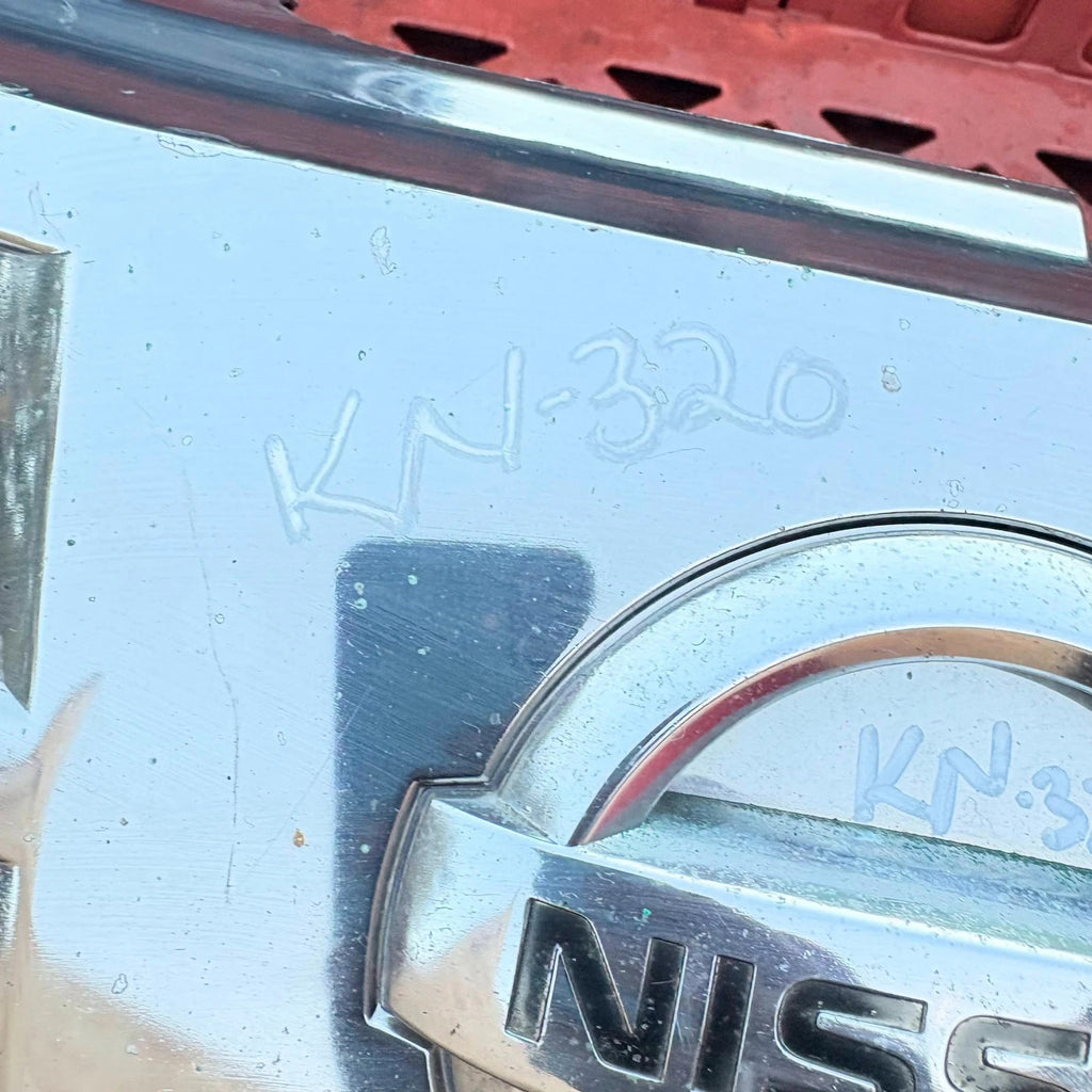 Nissan Murano Z50 2003-2006 Front Bumper Upper Grille 62310-CA000 / CA00A