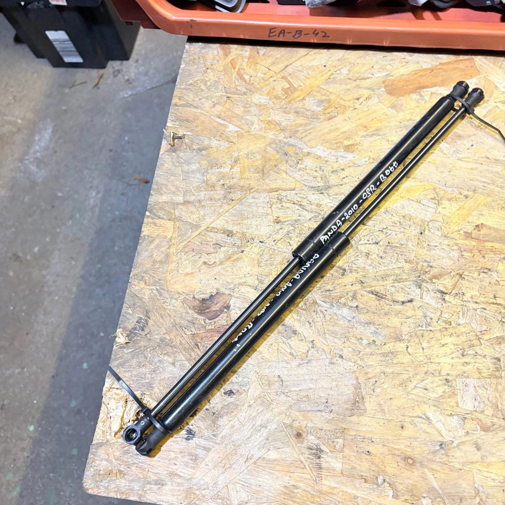 FIAT PANDA 04-11 REAR TAILGATE BOOT STRUTS RIGHT & LEFT