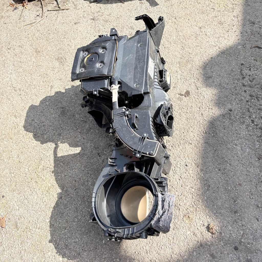 BMW 4 SERIES 118i 2019-HEATER UNIT BLOWER BOX 9197710