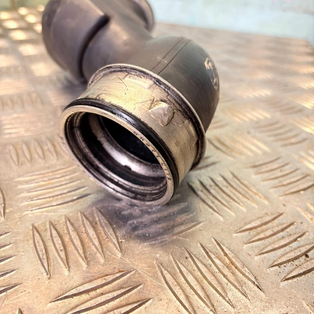 MERCEDES-BENZ C-Class W203/S203/CL203 (2000-2008) Intercooler Hose Pipe 20352820