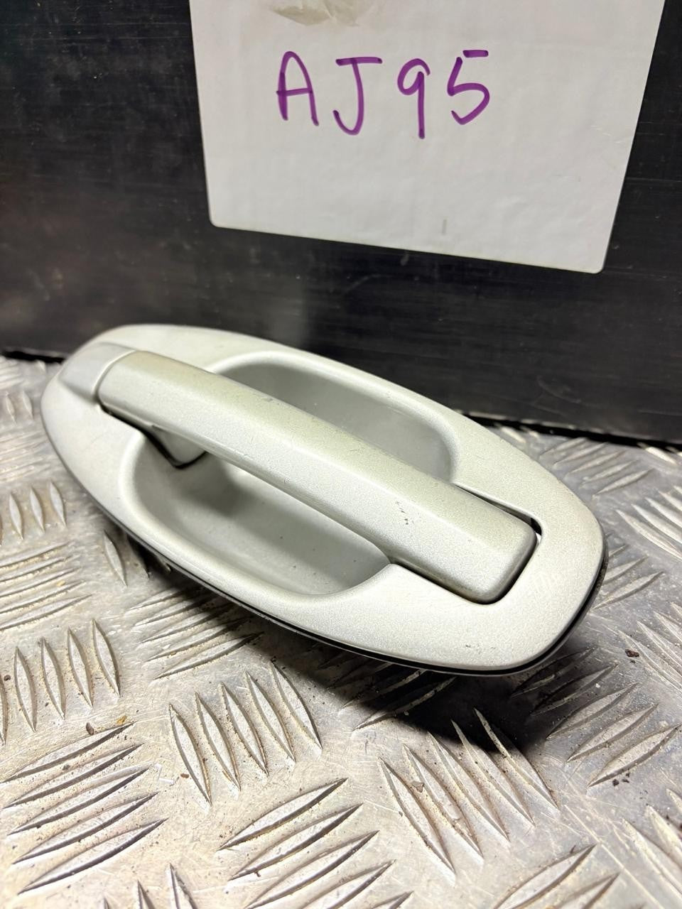 HYUNDAI SANTA FE 2002 DOOR HANDLE OFF SIDE REAR RIGHT SIDE 8261026000SF