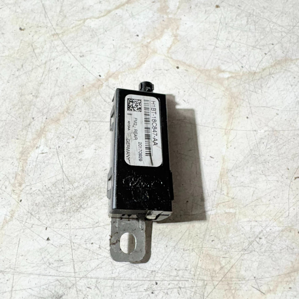 FORD FIESTA MK8 2017-2021 ANTENNA AMPLIFIER MODULE H1BT-18C847-AA
