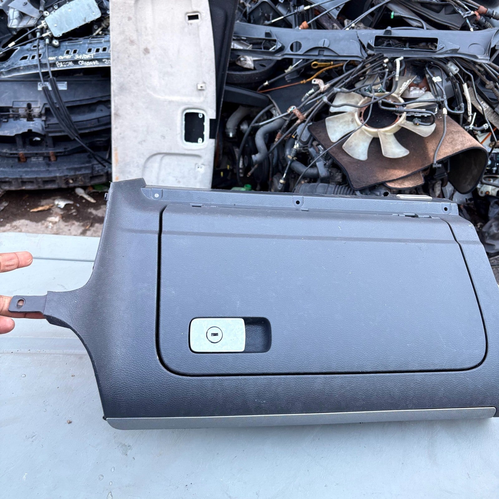 2010 VOLKSWAGEN GOLF GLOVE BOX 1K2857114C