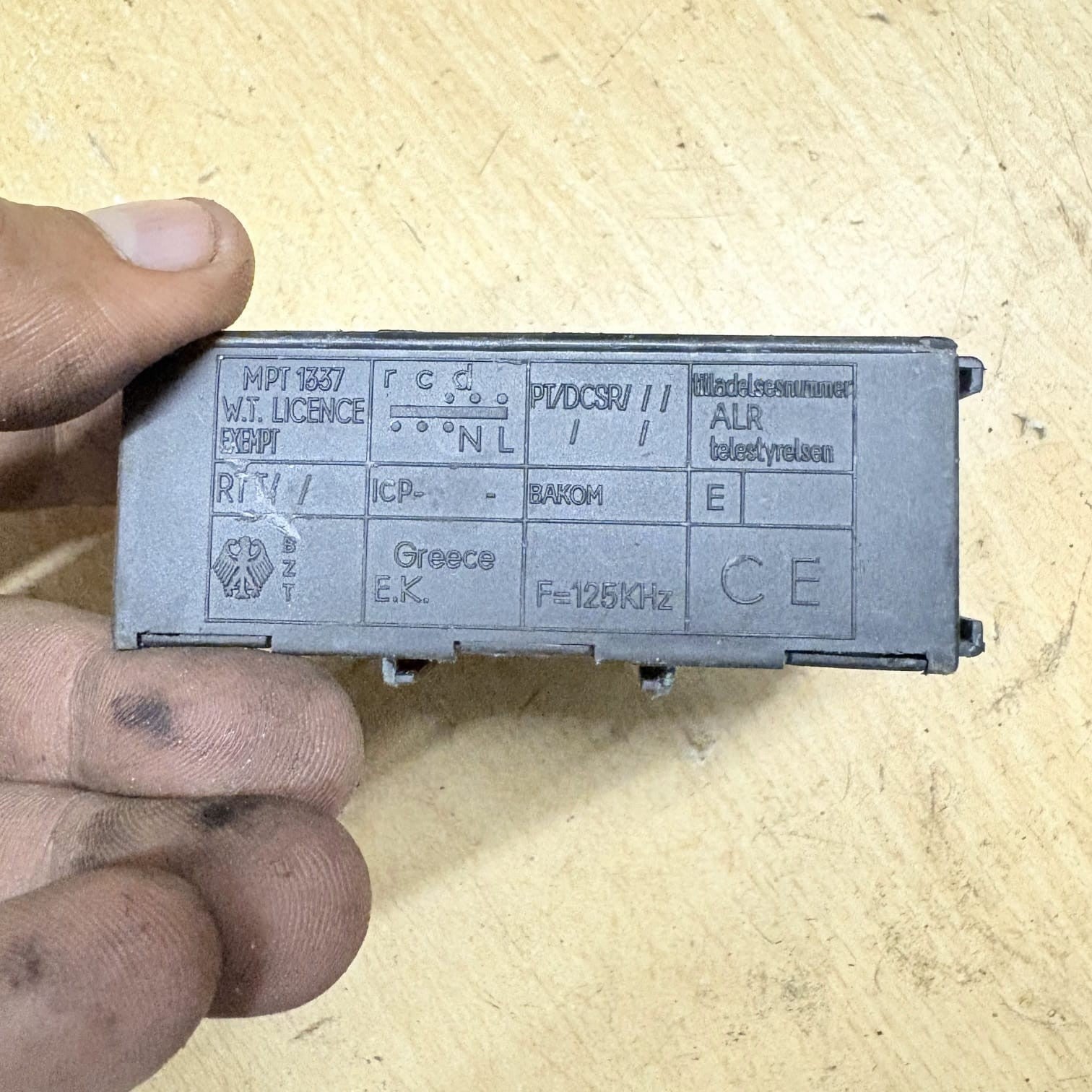 Peugeot 406 95-04 Electric Window Control Unit Module 9624799080 185683