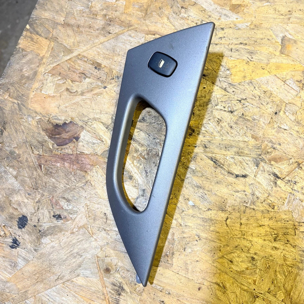 Peugeot 407 Rear Left Nearside Electric Window Switch Door Handle Trim 964692997