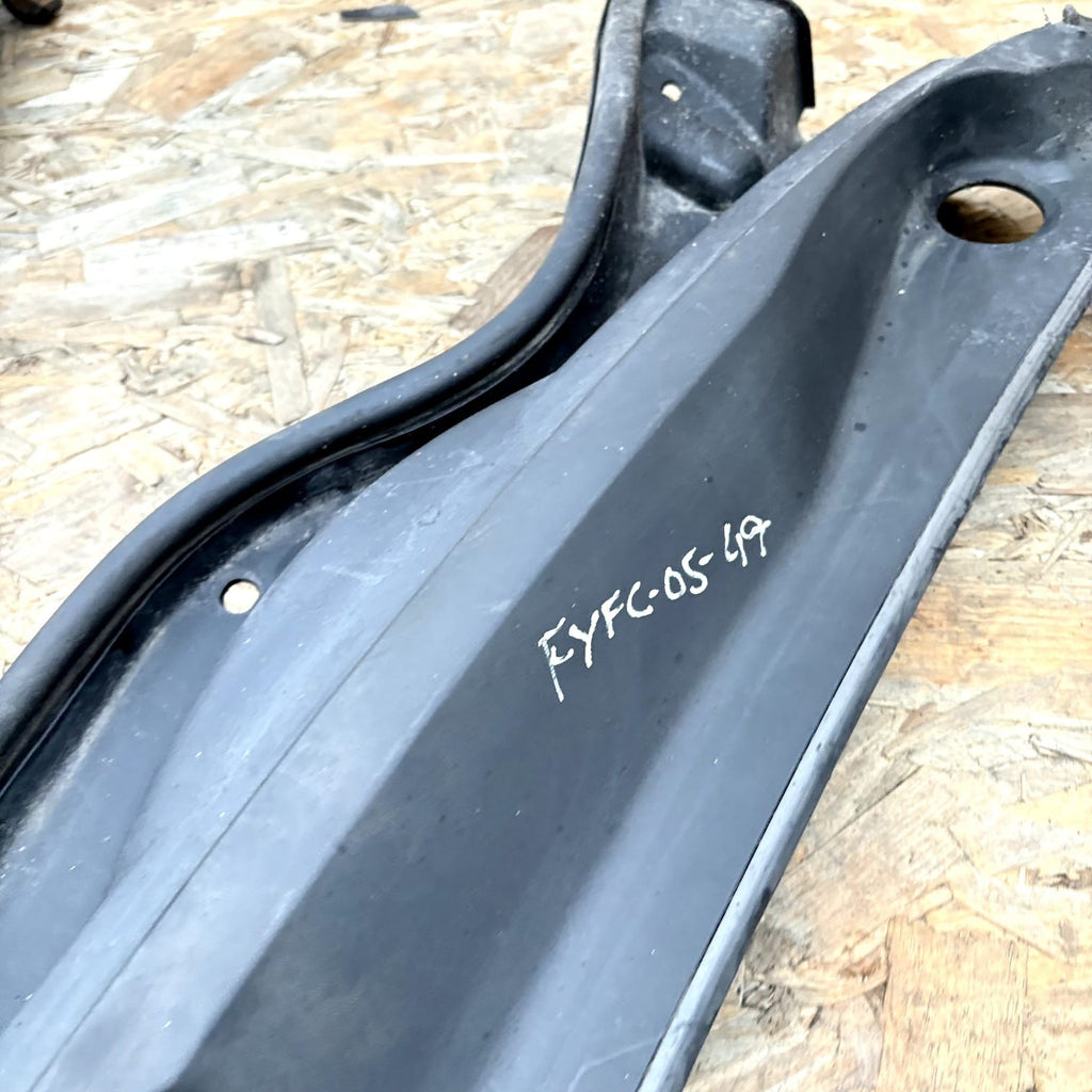 29165 2B TOYOTA COROLLA VERSO RIGHT HAND SCUTTLE PANEL 557810F030