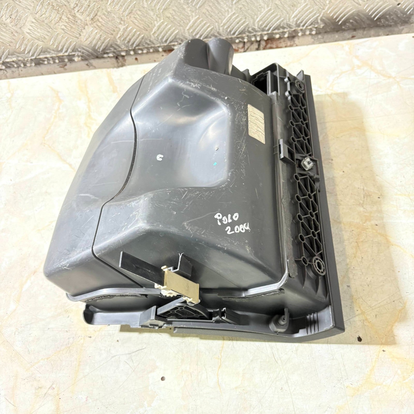 VOLKSWAGEN POLO 2009 GLOVEBOX 602857101