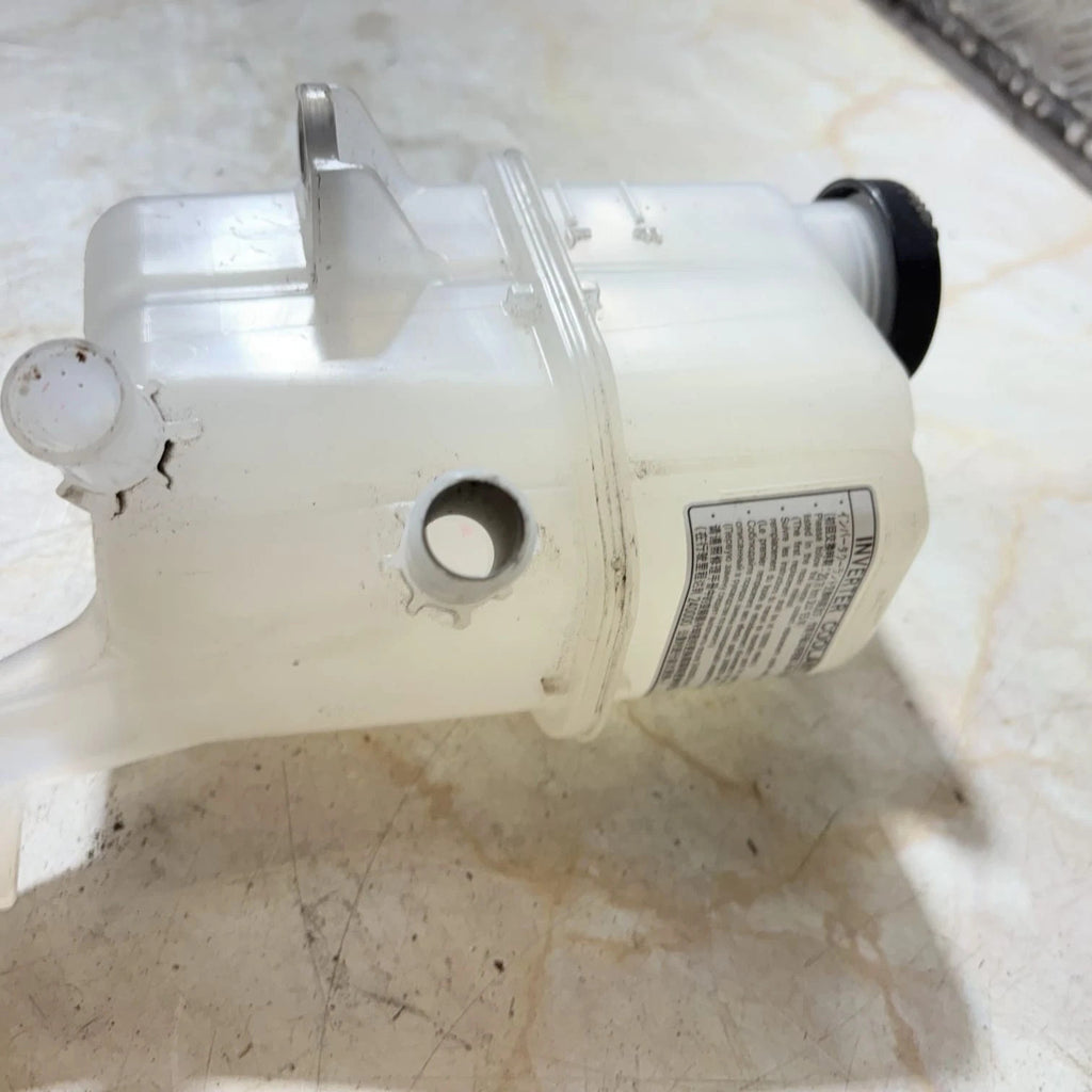 TOYOTA PRIUS 2013 1.8 HYBRID HEADER WATER COOLANT EXPANSION BOTTLE TANK & PIPE