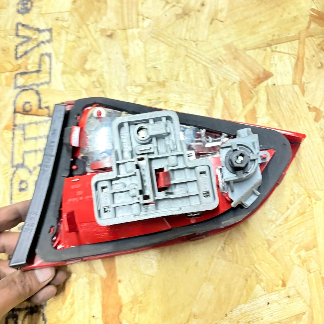 Audi A4/S4 2008-2015 A4 Allroad 2010-2016 Rear Inner Tail Light Left 8K9945093