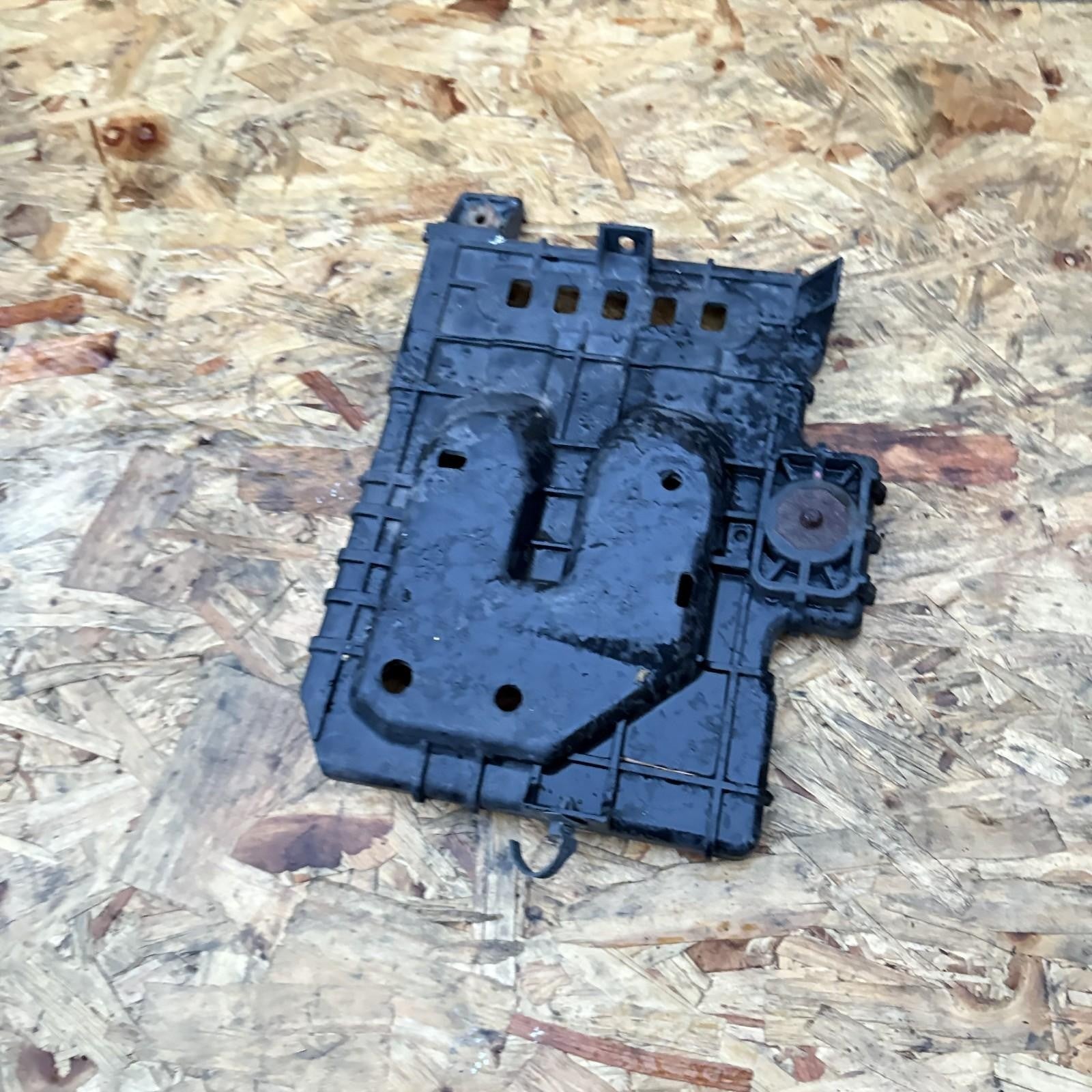 Kia Ceed Battery Holder 37150-1H500 Genuine OEM