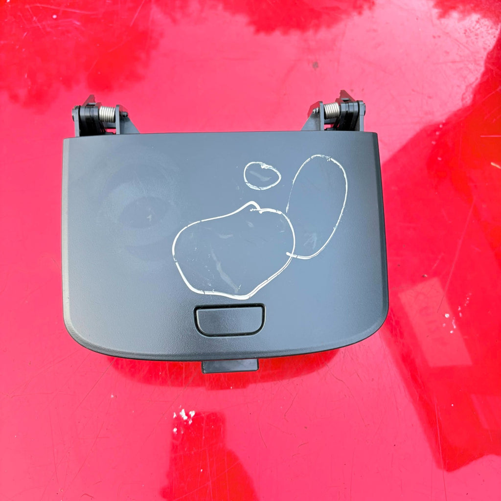 CHEVROLET CAPTIVA STORAGE COMPARTMENT 2010