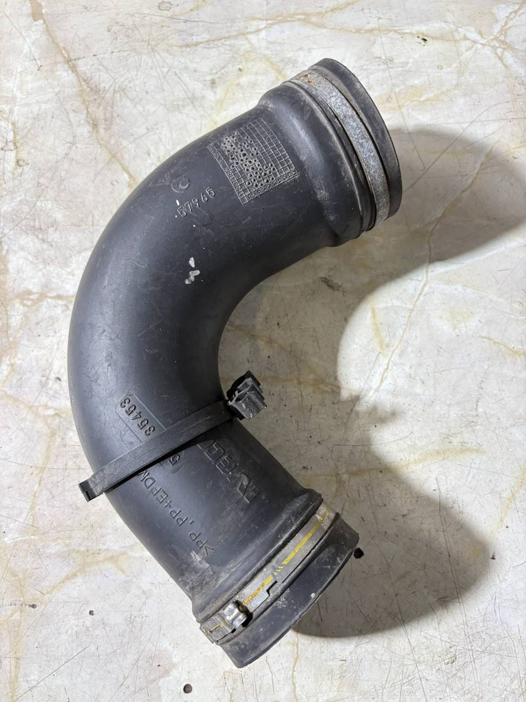 Iveco Daily 35-40.10 2008 Diesel air intake hose pipe 504135453 SKU32364
