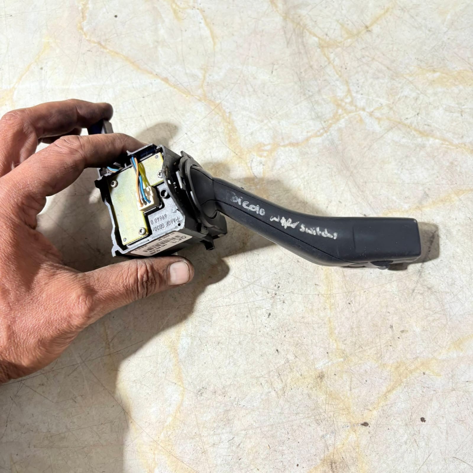 VW Volkswagen Golf 5 Seat Windscreen Wiper Stalk MFA Control Switch 1K0953519