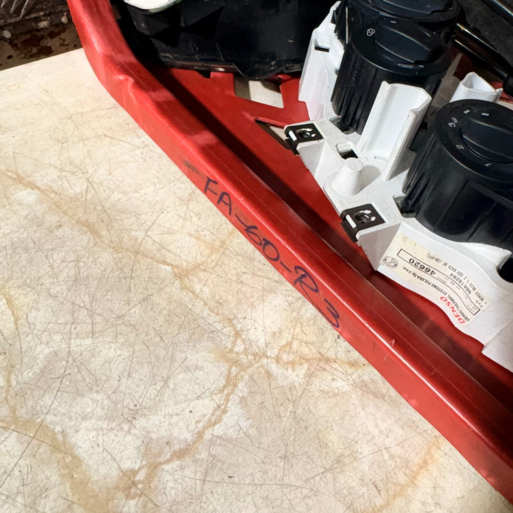 2011 Nissan Note Vacuum Pump 8201005306B