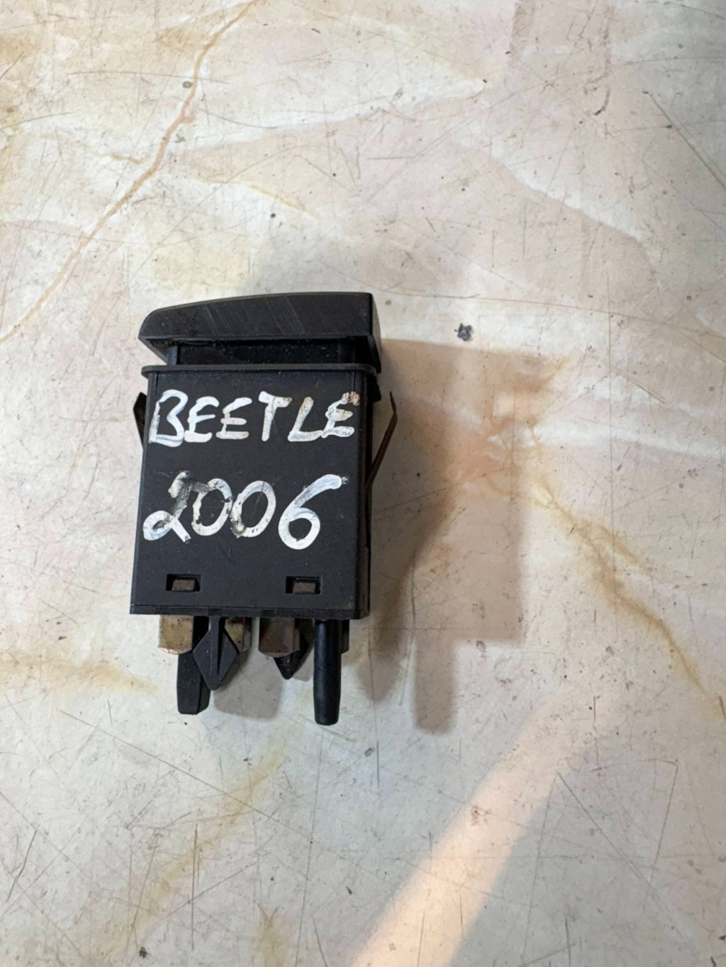 VW New Beetle Rear Window Demister Switch 1C0959621/1C0 959 621 1998-2010
