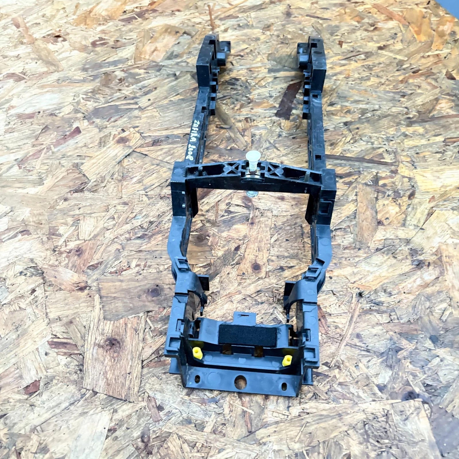VAUXHALL ZAFIRA B 2005-2014 CENTRE CONSOLE HOUSING BRACKET SUPPORT