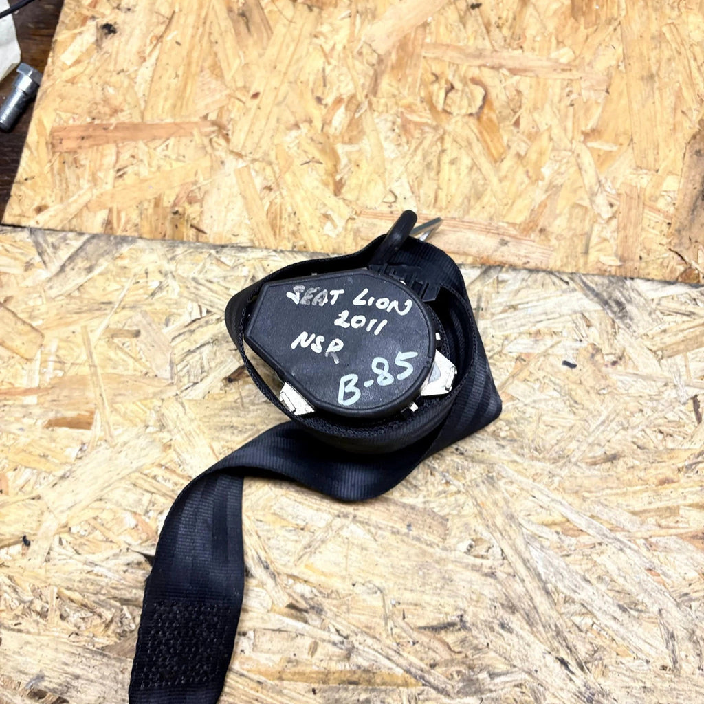 SEAT Leon Mk2 1P Passenger Rear Left Seat Belt Reel 1P0857805D 2009-2012