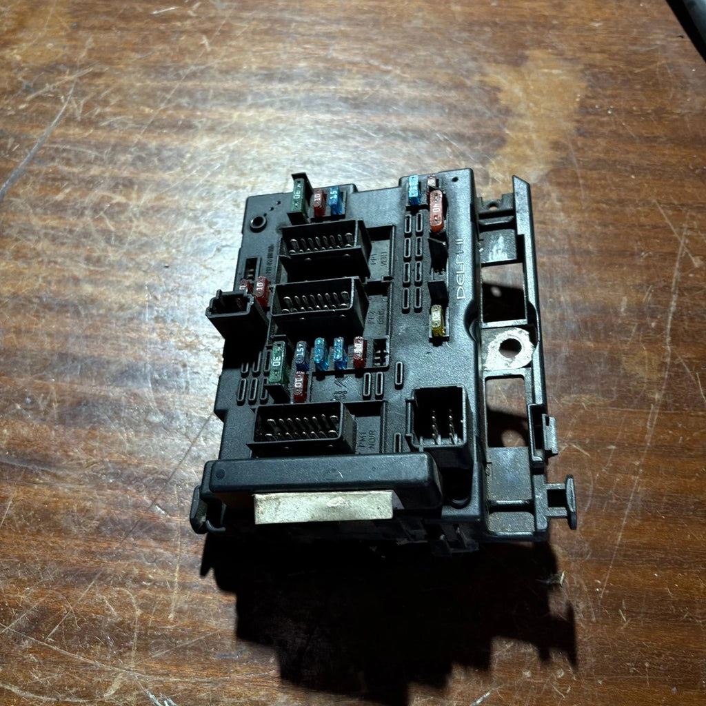 Peugeot 206 307 Citroen C3 C5 2001-2009 Engine Fuse Box Module BSM B2 9650664180