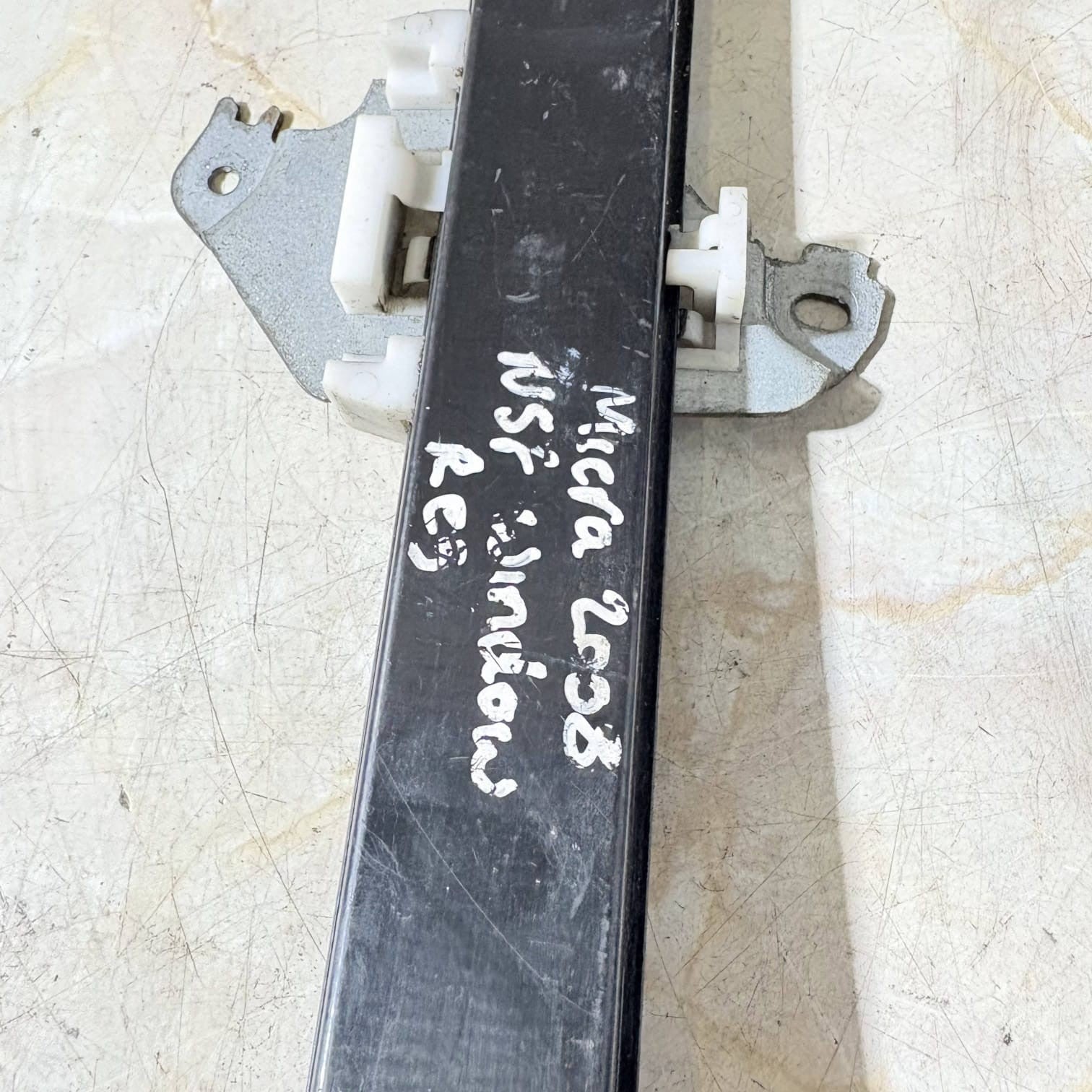 NISSAN MK1 1.1 PETROL WINDOW MOTOR PASSENGER FRONT UNIT 2008